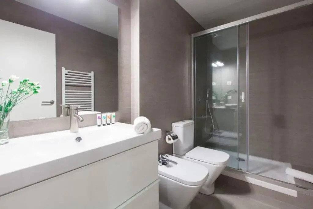 Stylish and centric 2-bedroom apartment in Eixample &Terrace P2