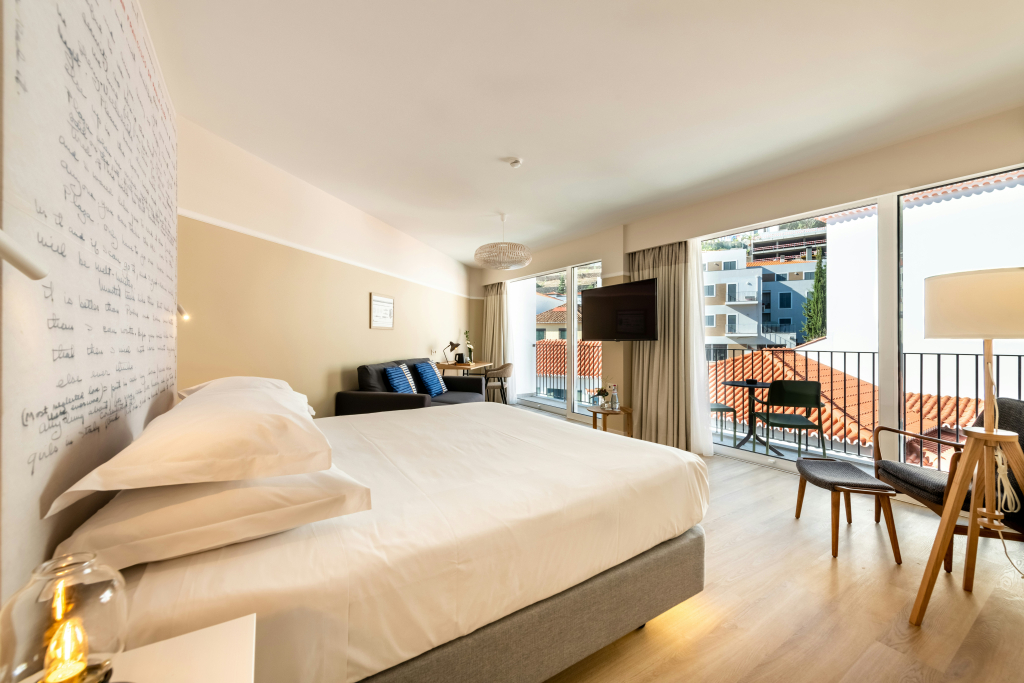 Pestana Fisherman Village