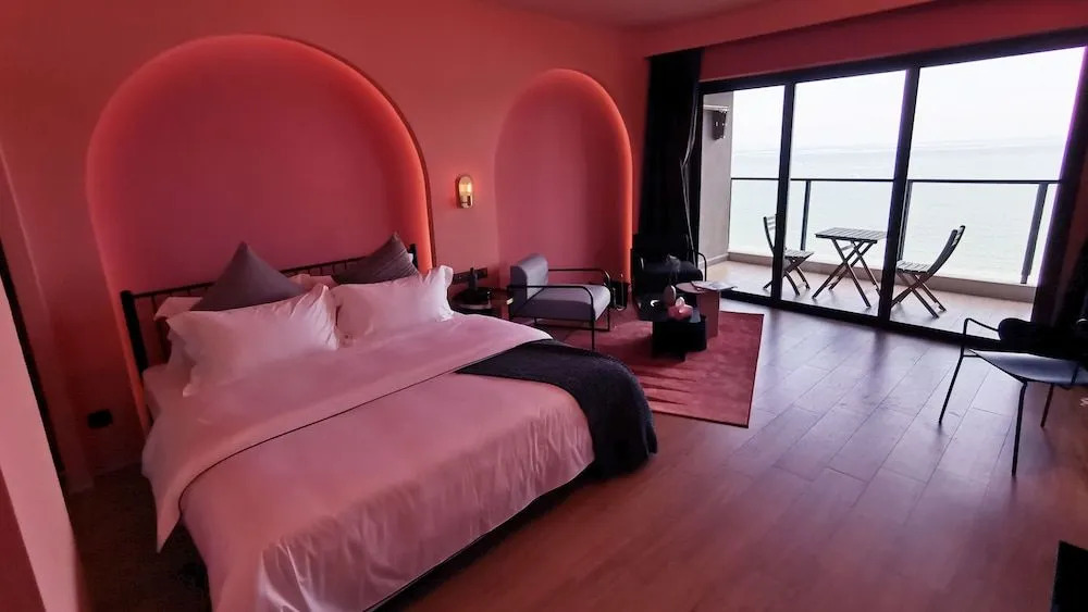 W O O K A Hotel