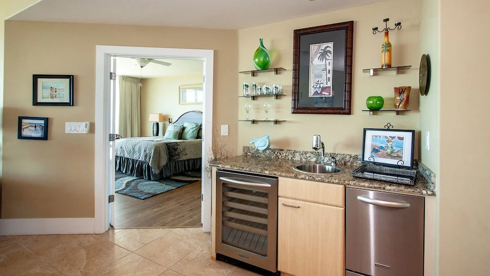 Three Bedroom Condo With Gulf Views - Unit Crc1112