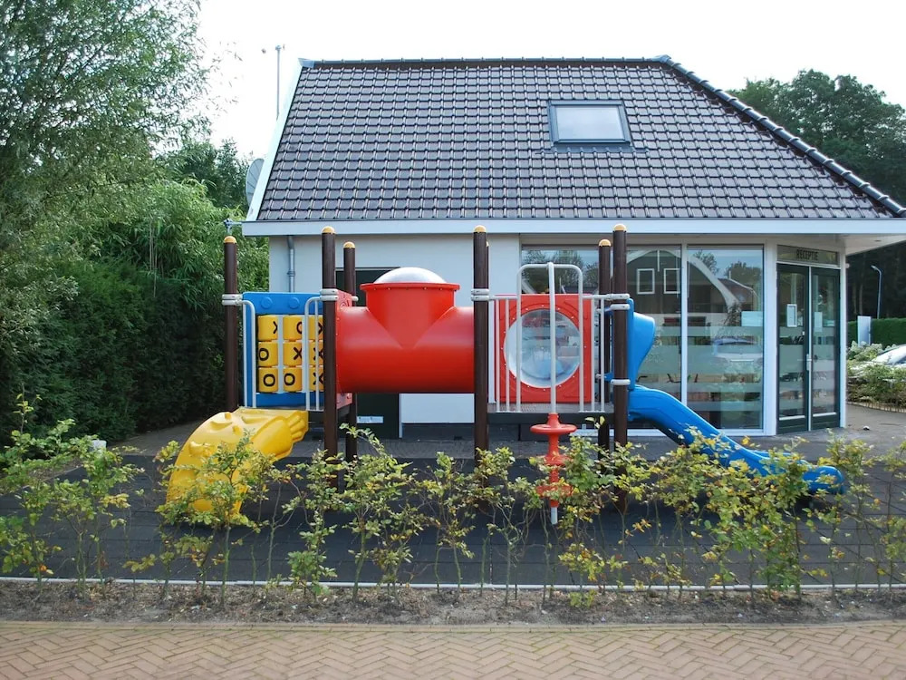 Nice Holiday Home with Dishwasher near Dunes