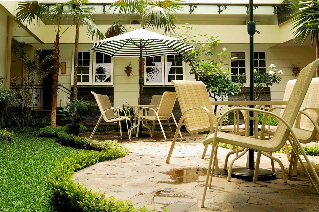 Rehat at Ottenville Boutique Hotel