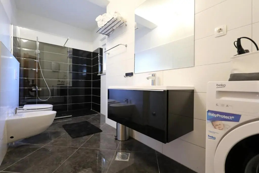 Bellevue Hill apartment