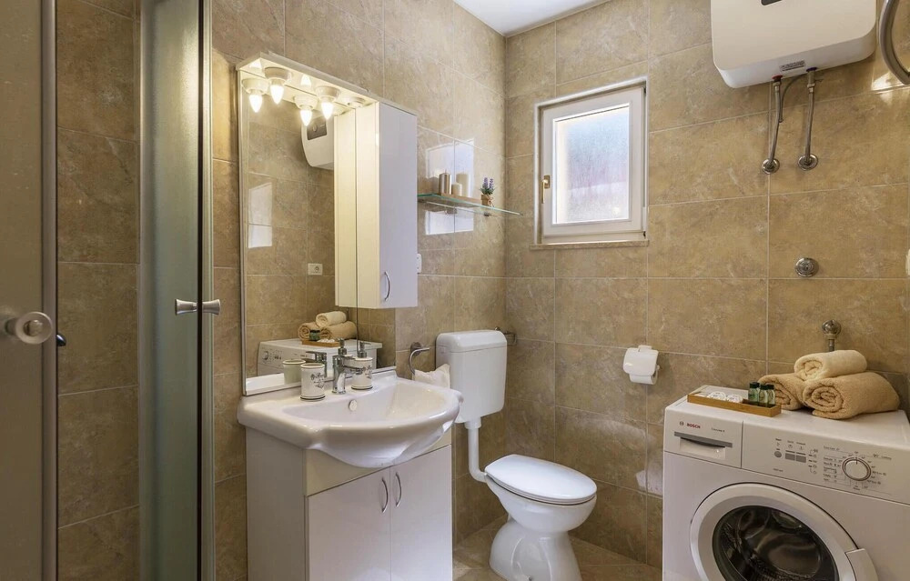 Nice Apartment in Pula With Outdoor Swimming Pool, Wifi and 2 Bedrooms
