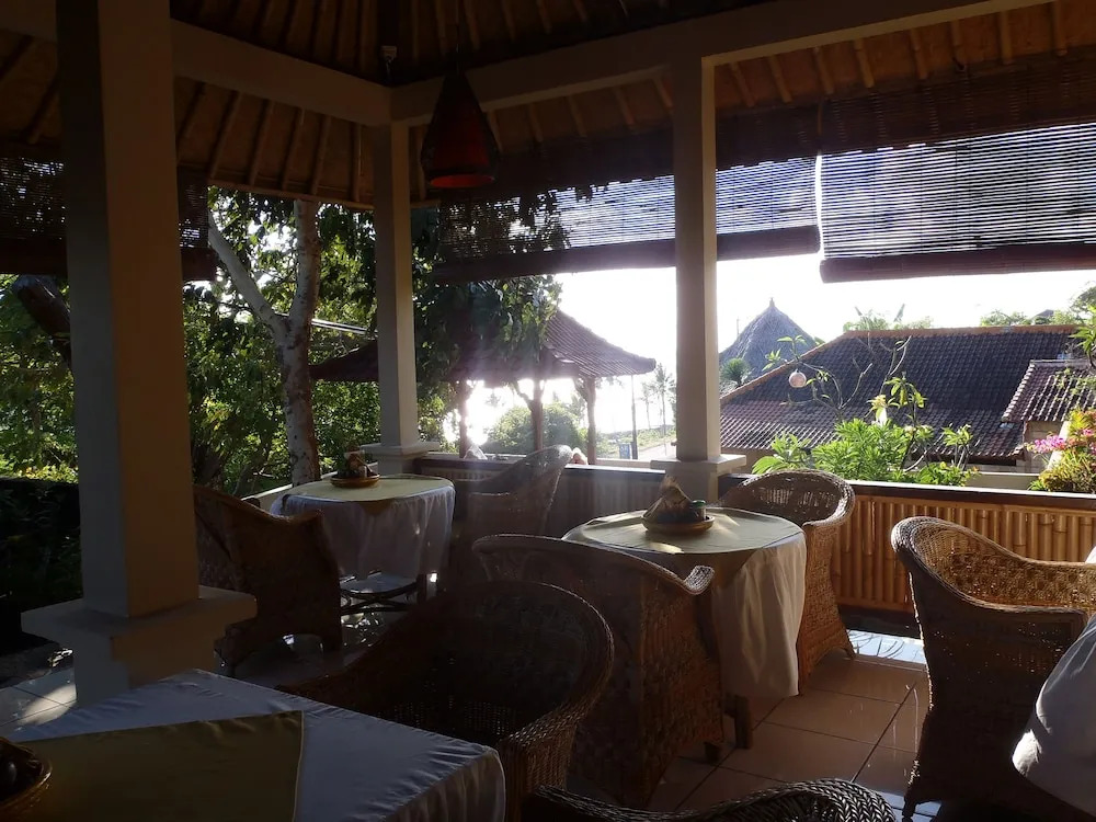 Om Shanti Cottages