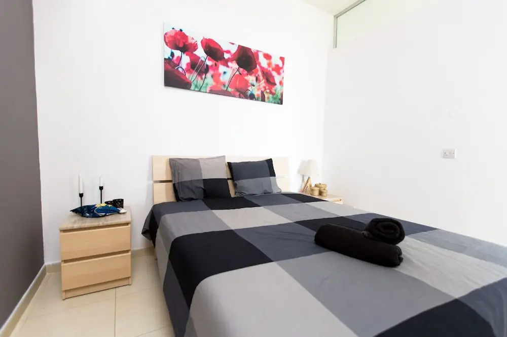 Finikoudes Seaview Beach Apartment
