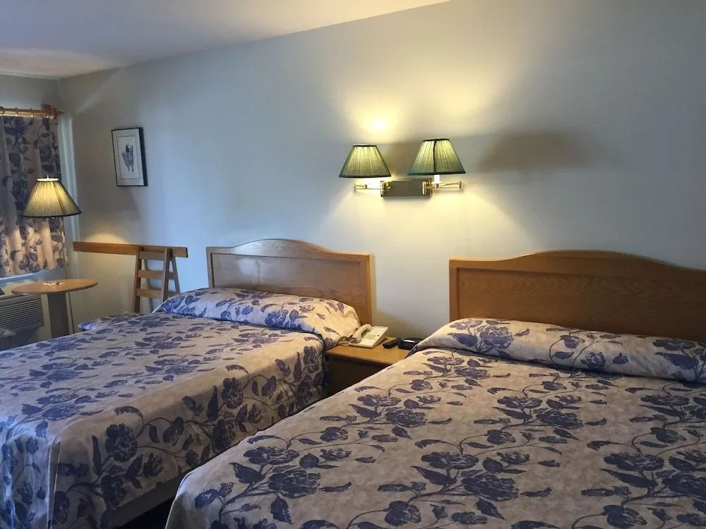 Cariboo Lodge