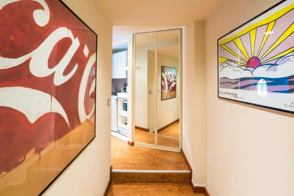 Stellar 70 Style Studio with Terrace-Heart of Milan