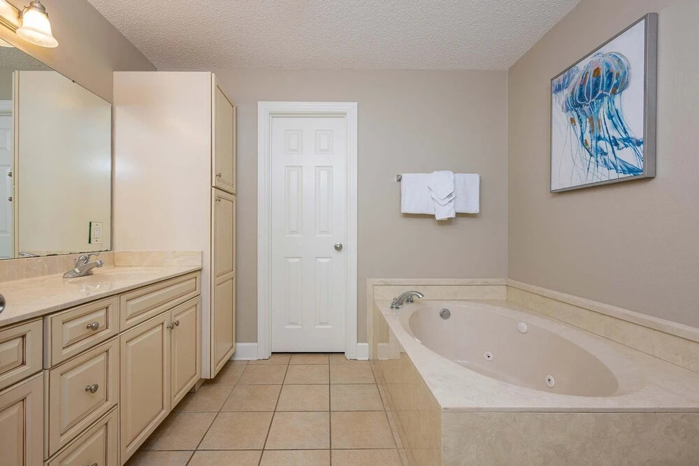 Phoenix West 1803 3 Bedroom Condo
