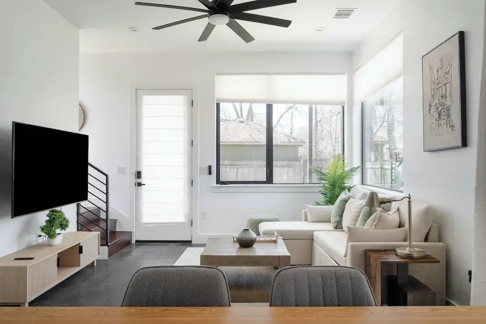 Upstay: Contemporary 2BR Retreat w Patio & BBQ
