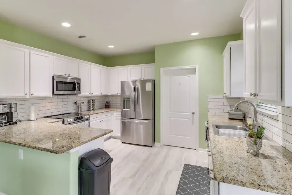 17 Mi to Dtwn Austin! Family Escape w/ Pool Access