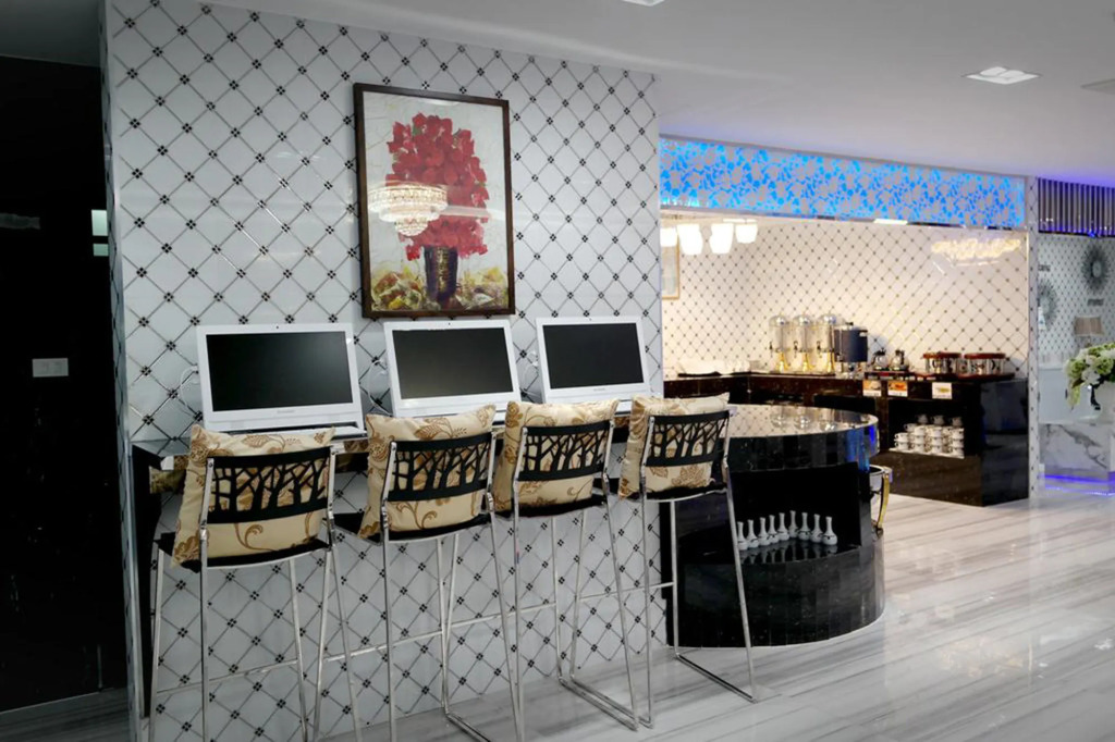 Top High Airport Link Hotel, Bangkok