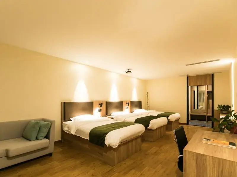 GreenTree Inn Express Wuxi Jiangyin Wanda Plaza Tongfu Road