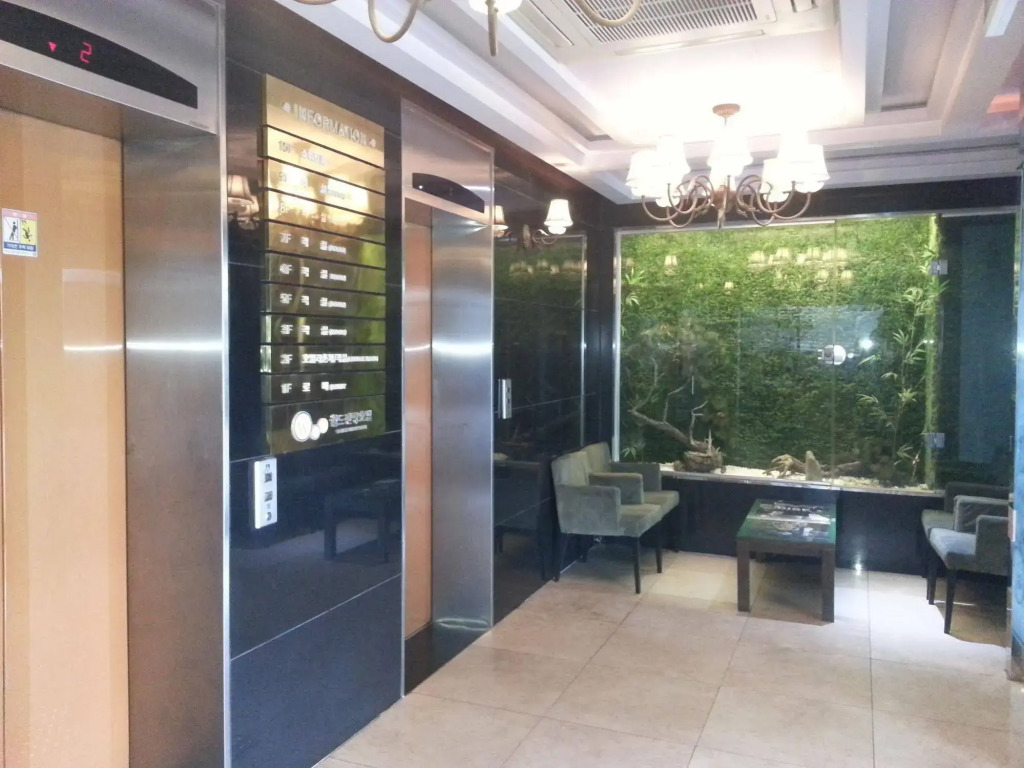 World Tourist Hotel