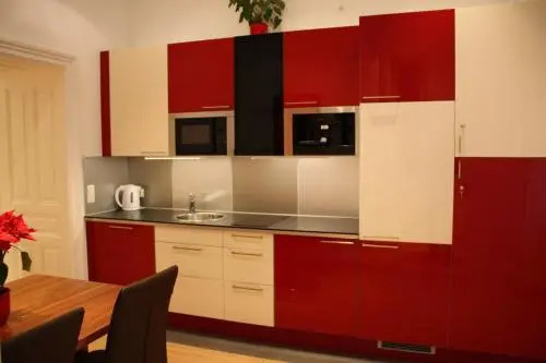 Opera Studio Apartment