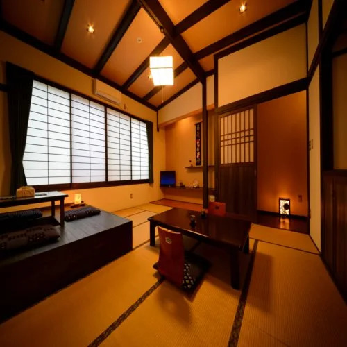 Yokobori Onsen Shiunkaku