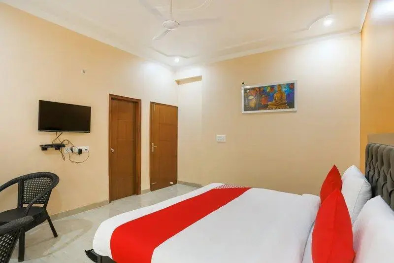 Elite Homez by OYO Rooms