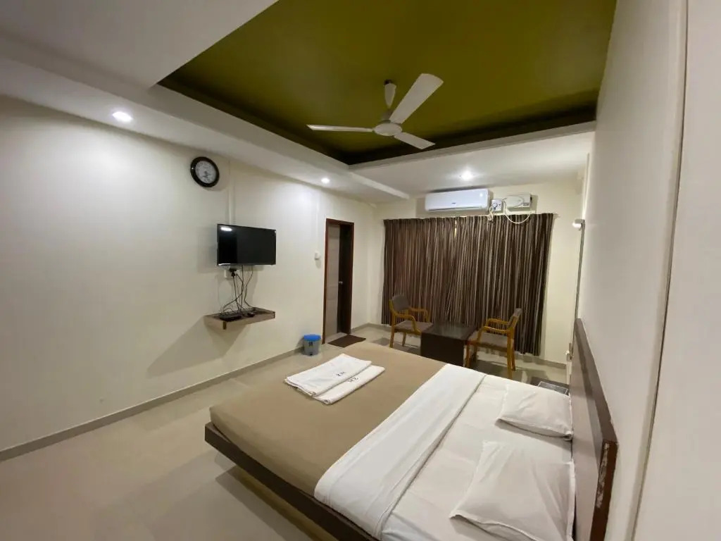 Tarkarli Niwas Nyahari