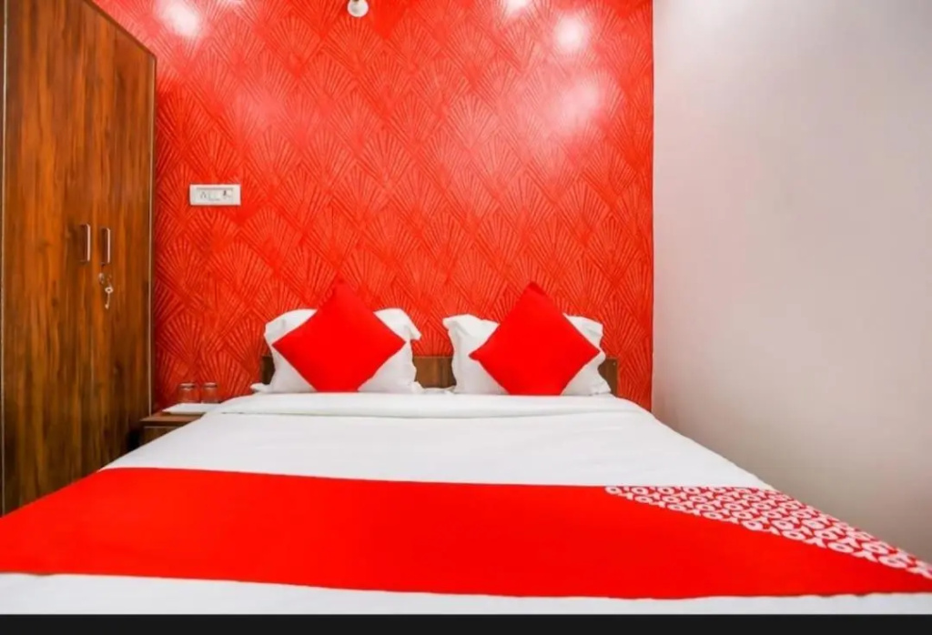 Hotel Almati Inn Near Delhi IGI Airport