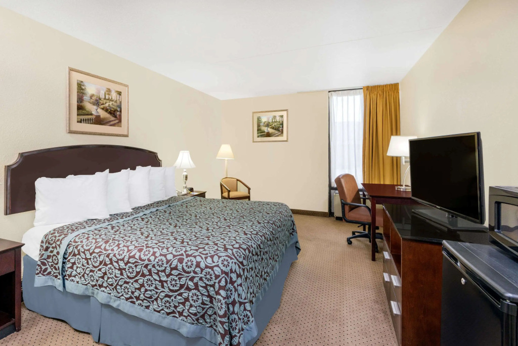 Days Inn by Wyndham Indianapolis Castleton