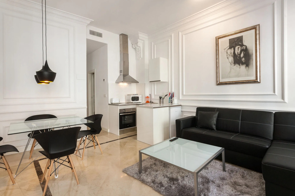Baron Suites Reina