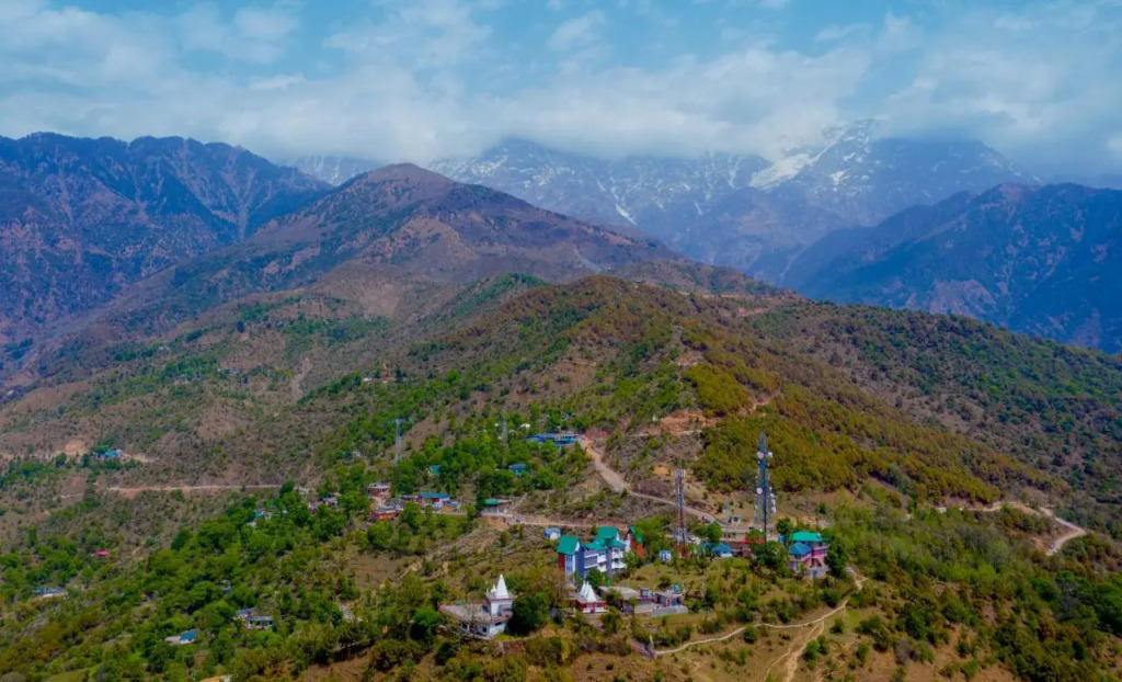juSTa Birding Resort & Spa - Best Dhauladhar View Resort