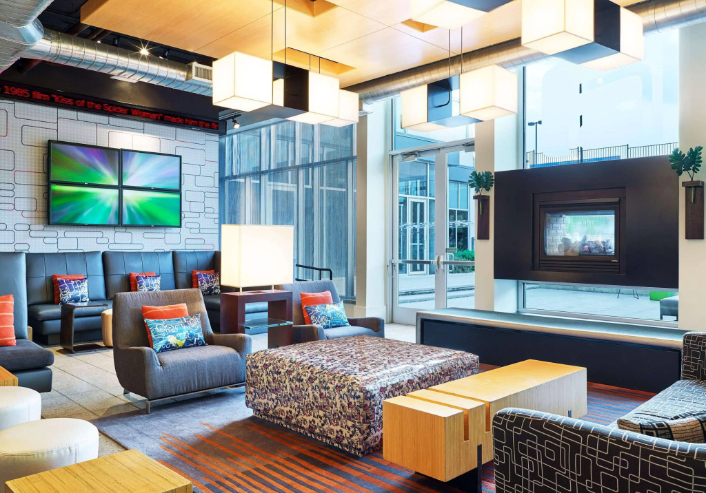 Aloft by Marriott Las Colinas