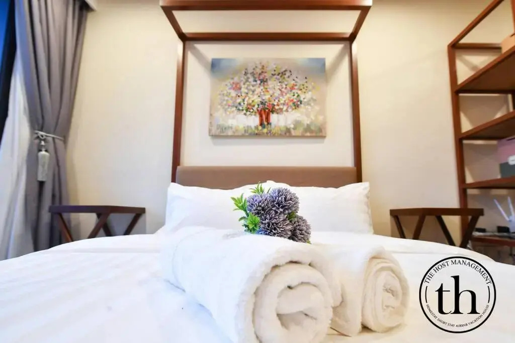 Timurbay Beach Resort 4paxes (Studio)-12-21