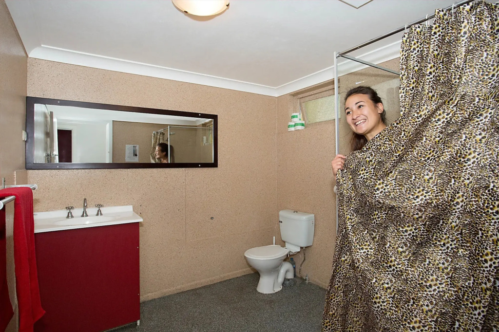 Backpackers In Paradise 18-35 Hostel