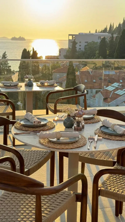 Hotel Sumratin