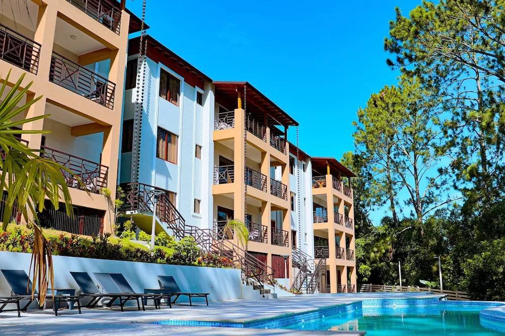 Vista del Campo Country Club & Villas