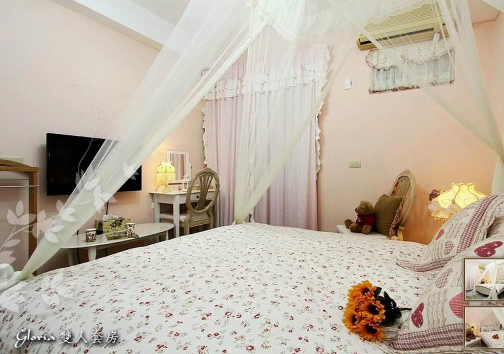 Gloria House