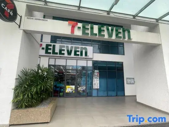 Premium Cozy Suite Rooftop Pool KLCC-1080HDNetflix
