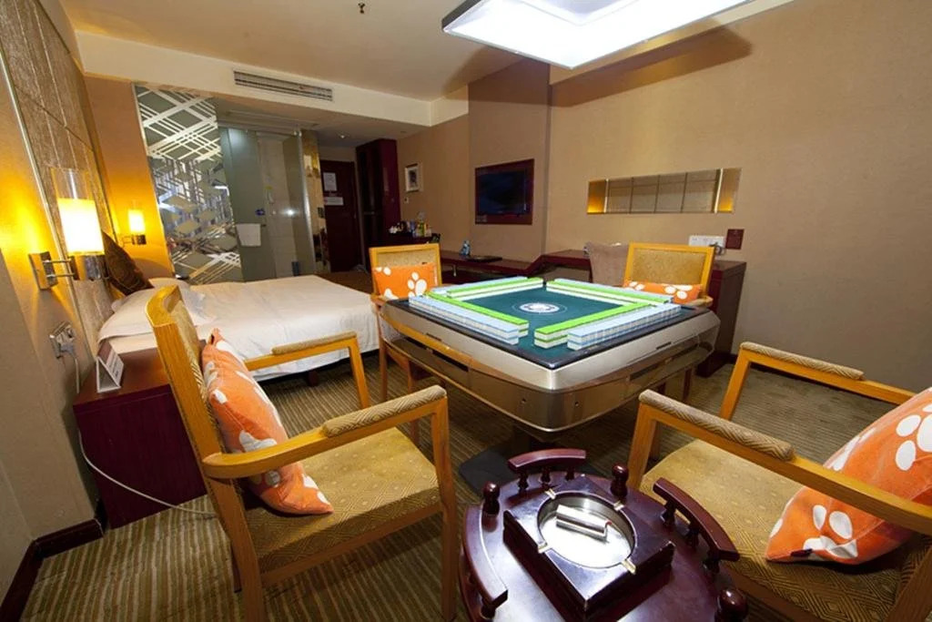 Jingzhou Huangting Holiday Hotel