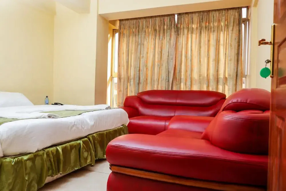 Nelis Park Hotel