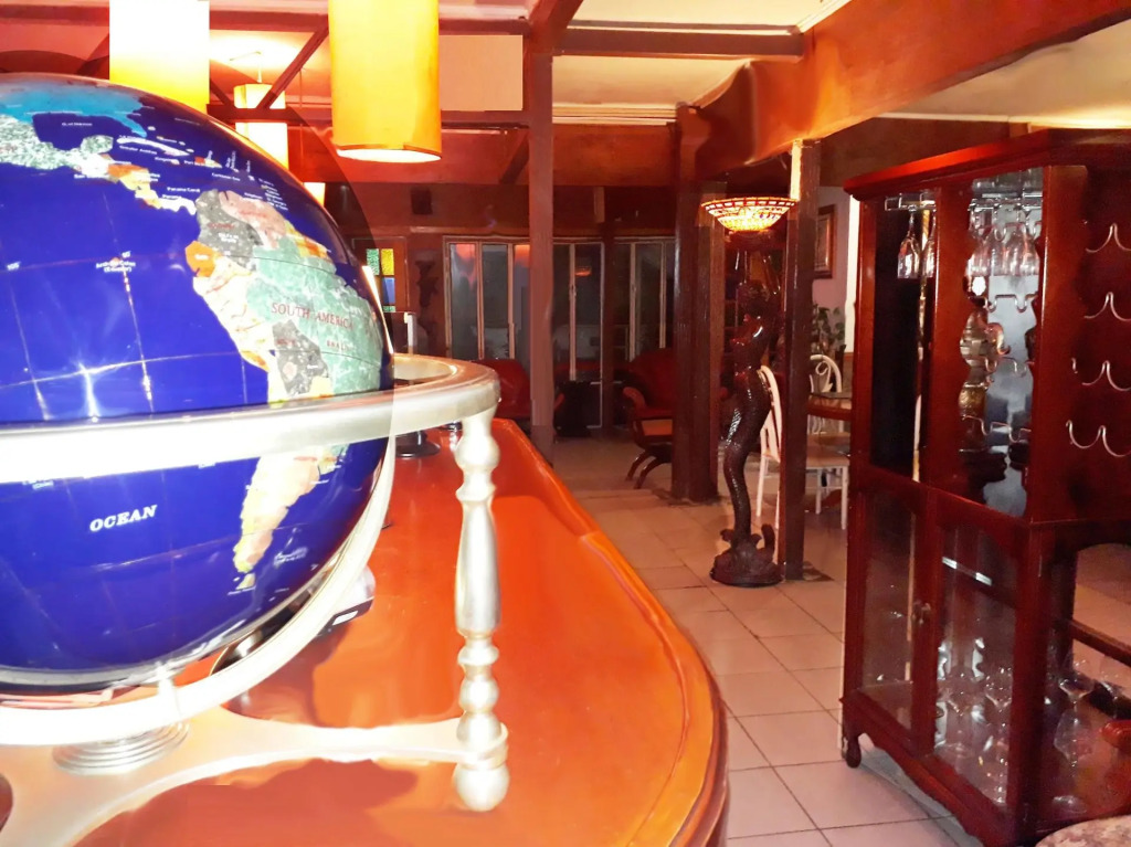 Nubes Hotel