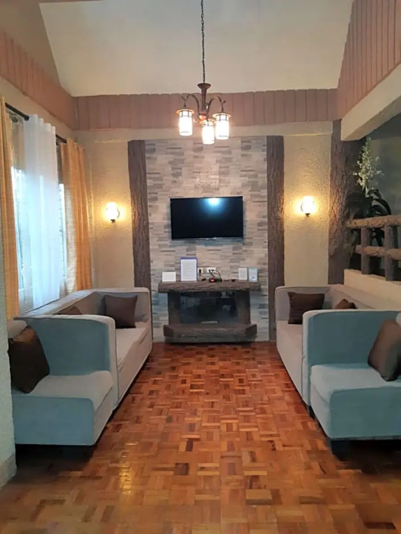 Zya 3BR A-House