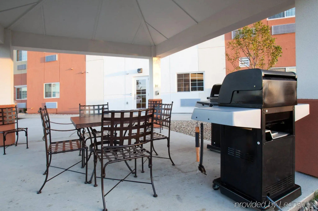 Candlewood Suites Minot by IHG