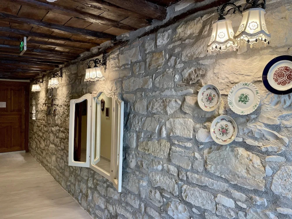 Urla Taş Konak Otel