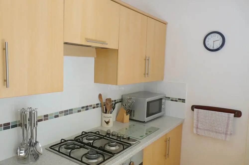 Comfortable Victorian 3 bedroom semi-detached house with fast Wi-Fi