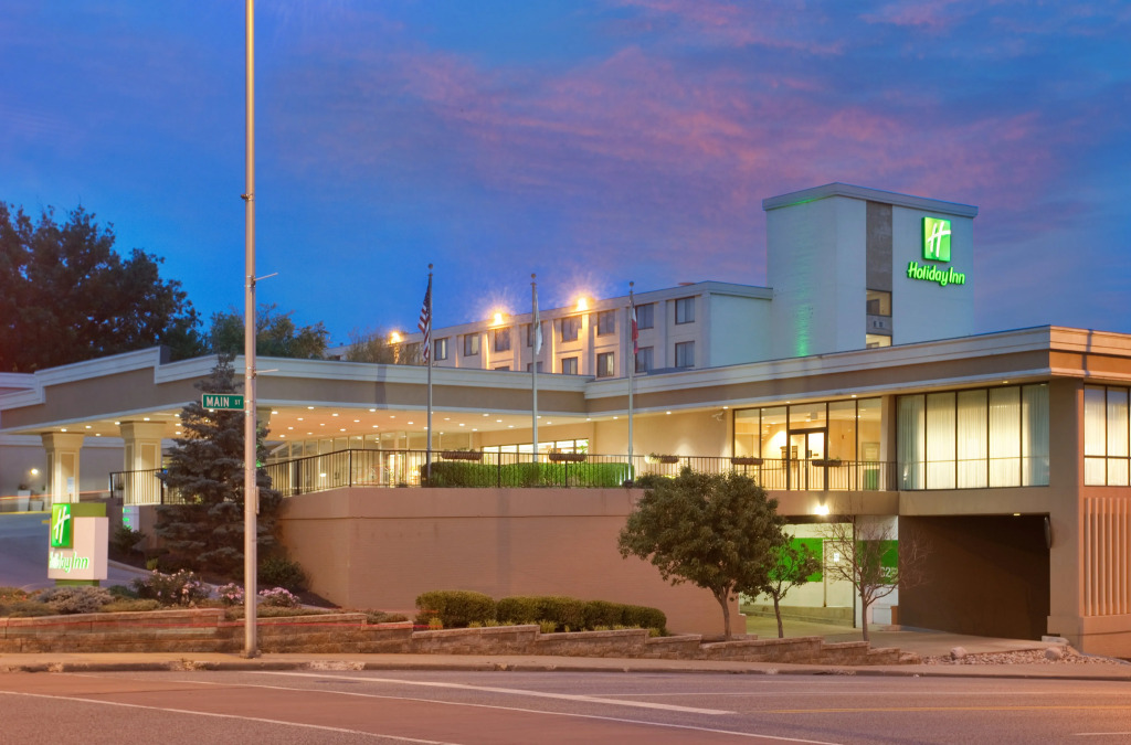 Holiday Inn At The Plaza