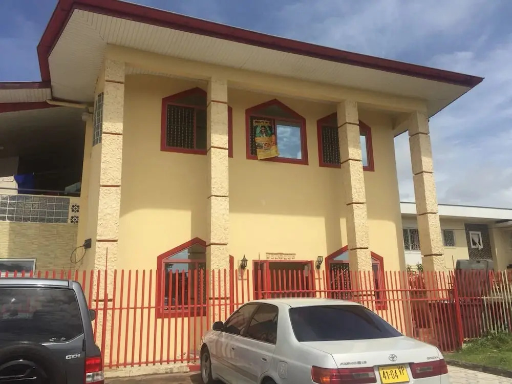 Bina's Inn hotel