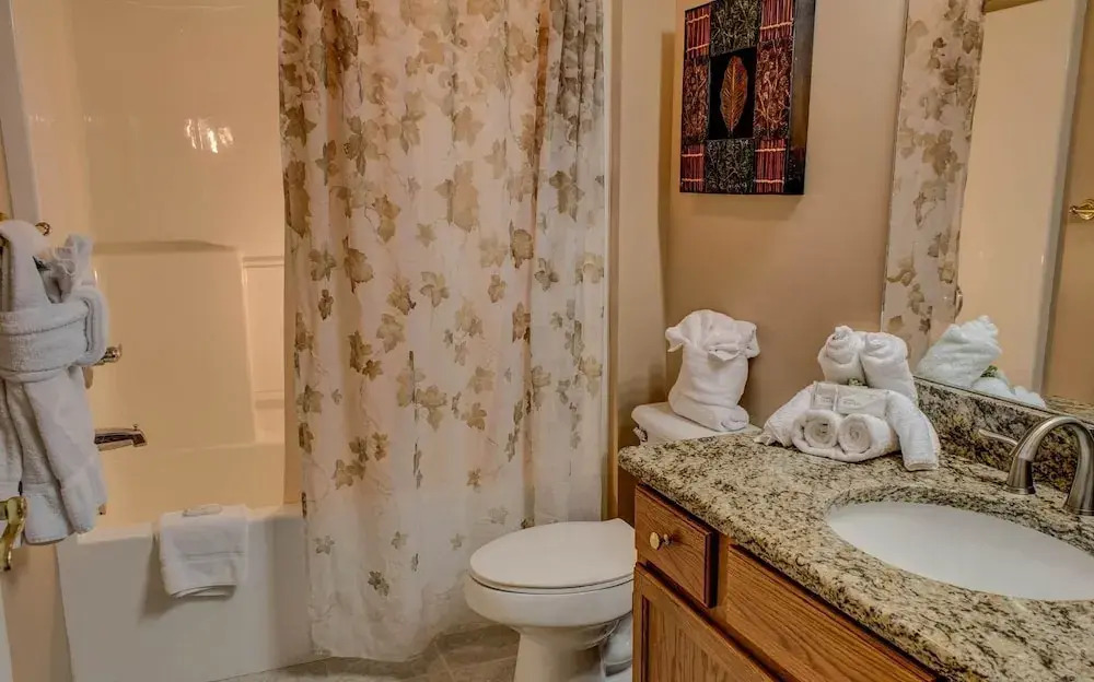 Whispering Pines 444