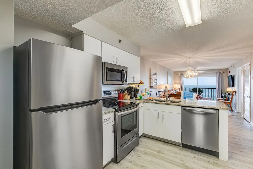 Tradewinds Condos