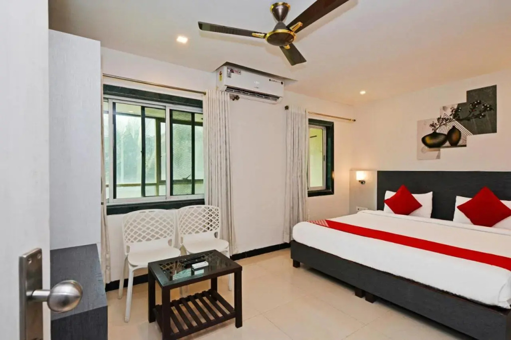 OYO 27751 Ashwarya Service Apartment