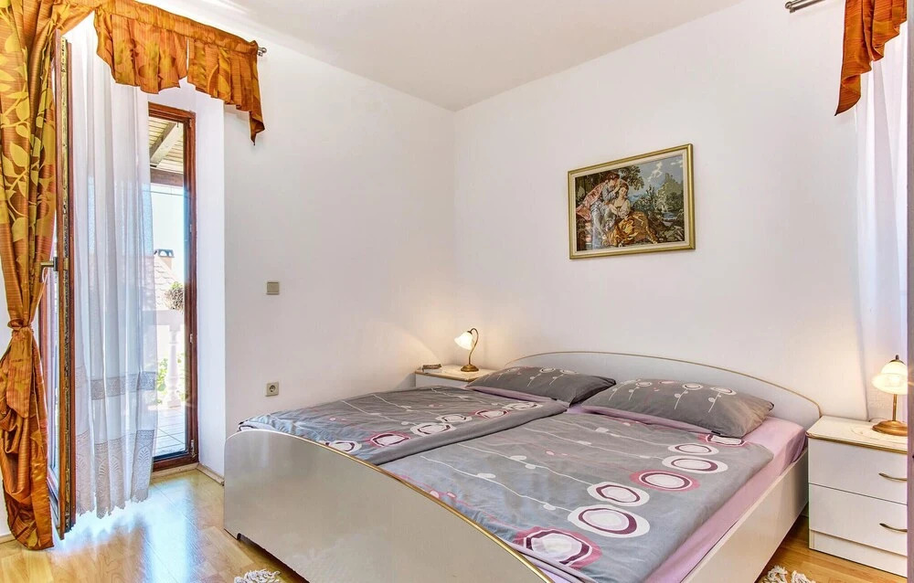 Beach Front Home In Mali Losinj With Wifi