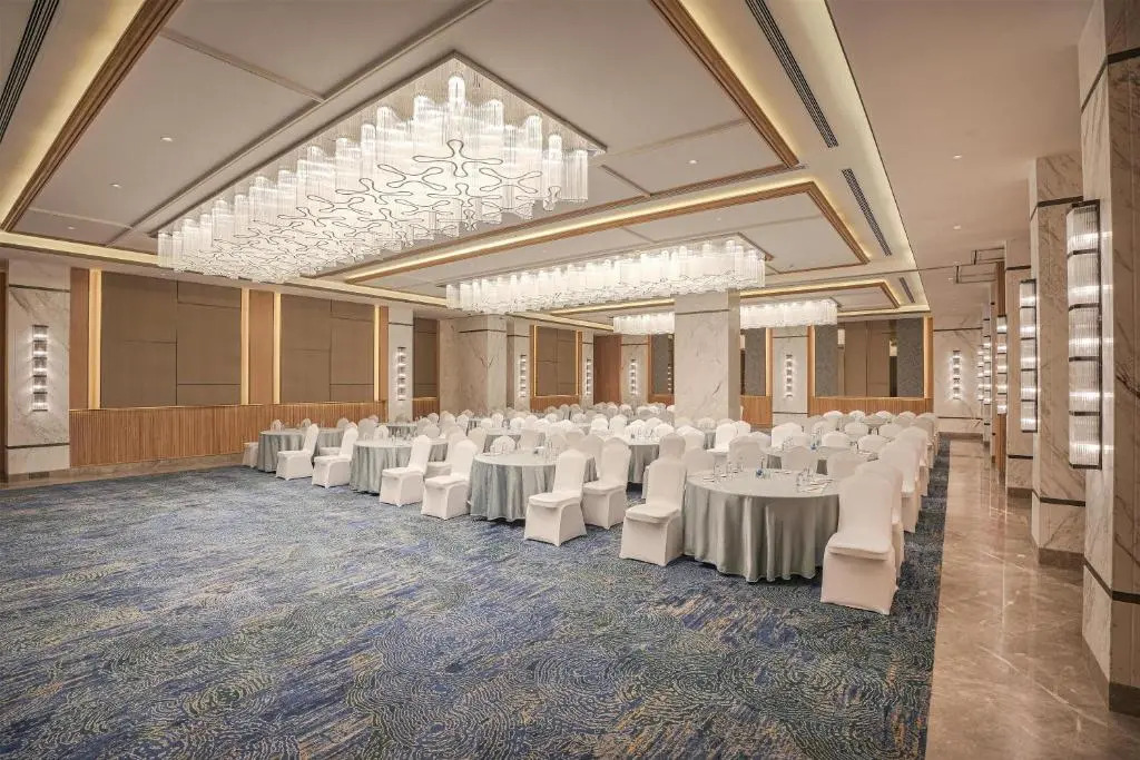Radisson Resort & Spa Khopoli