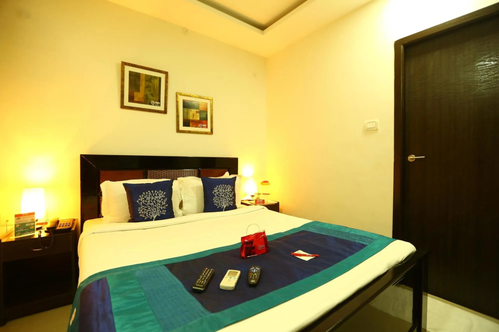 OYO Rooms Vadapalani AVM Studio