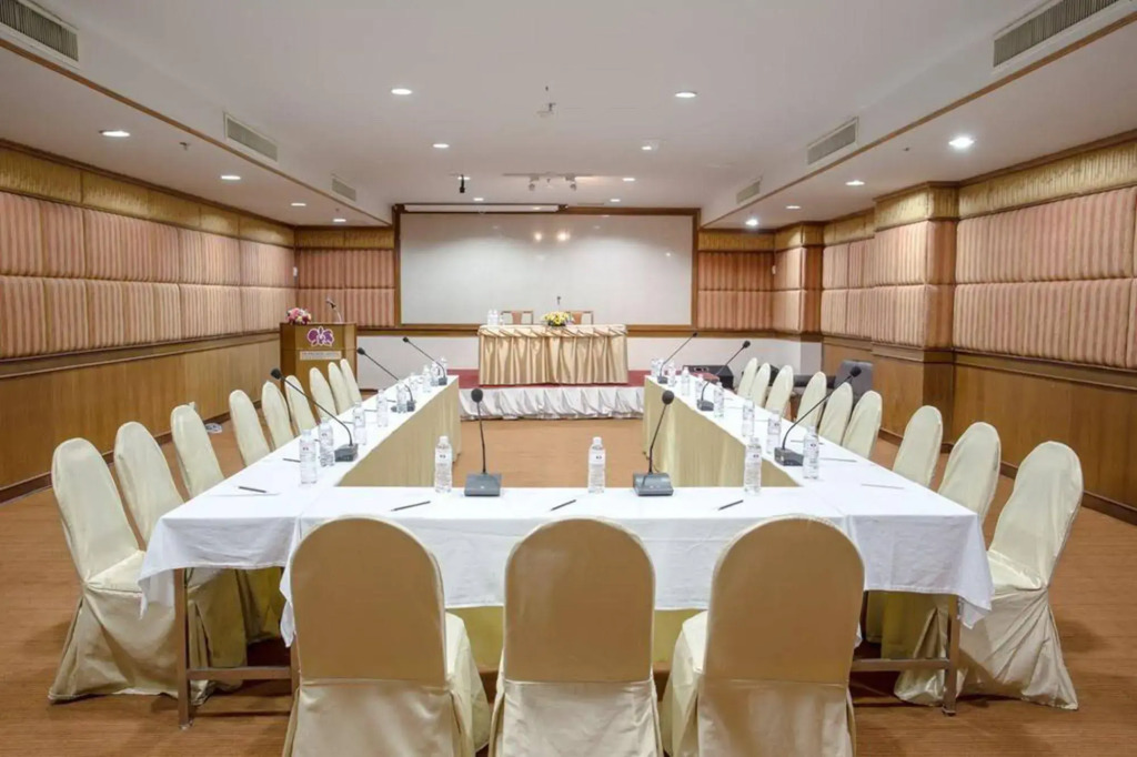TK Palace Hotel & Convention Bangkok