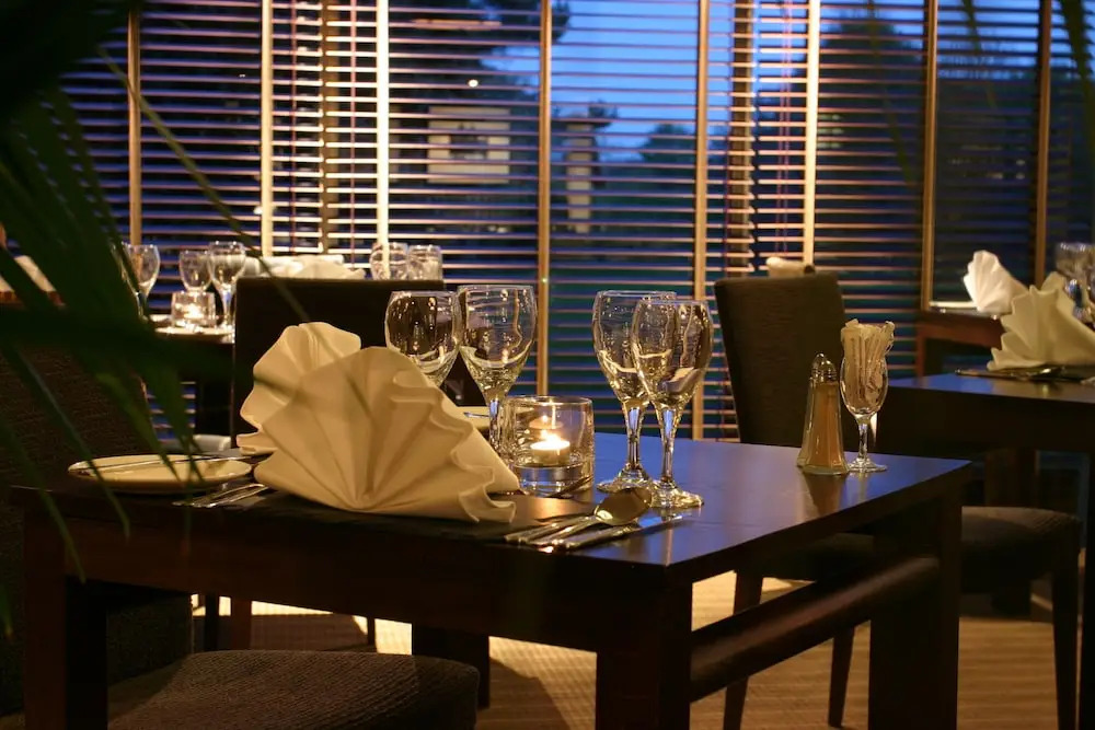 Eight Acres Hotel